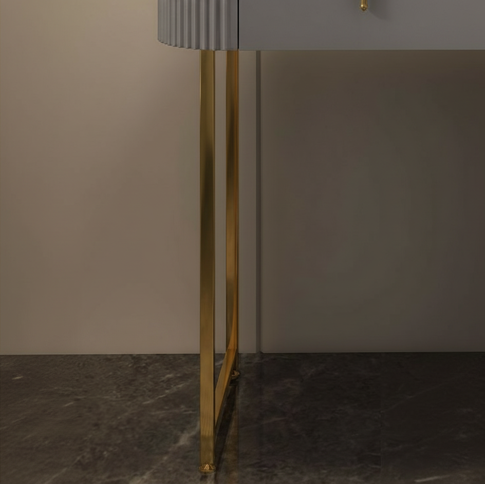 Elara Vanity